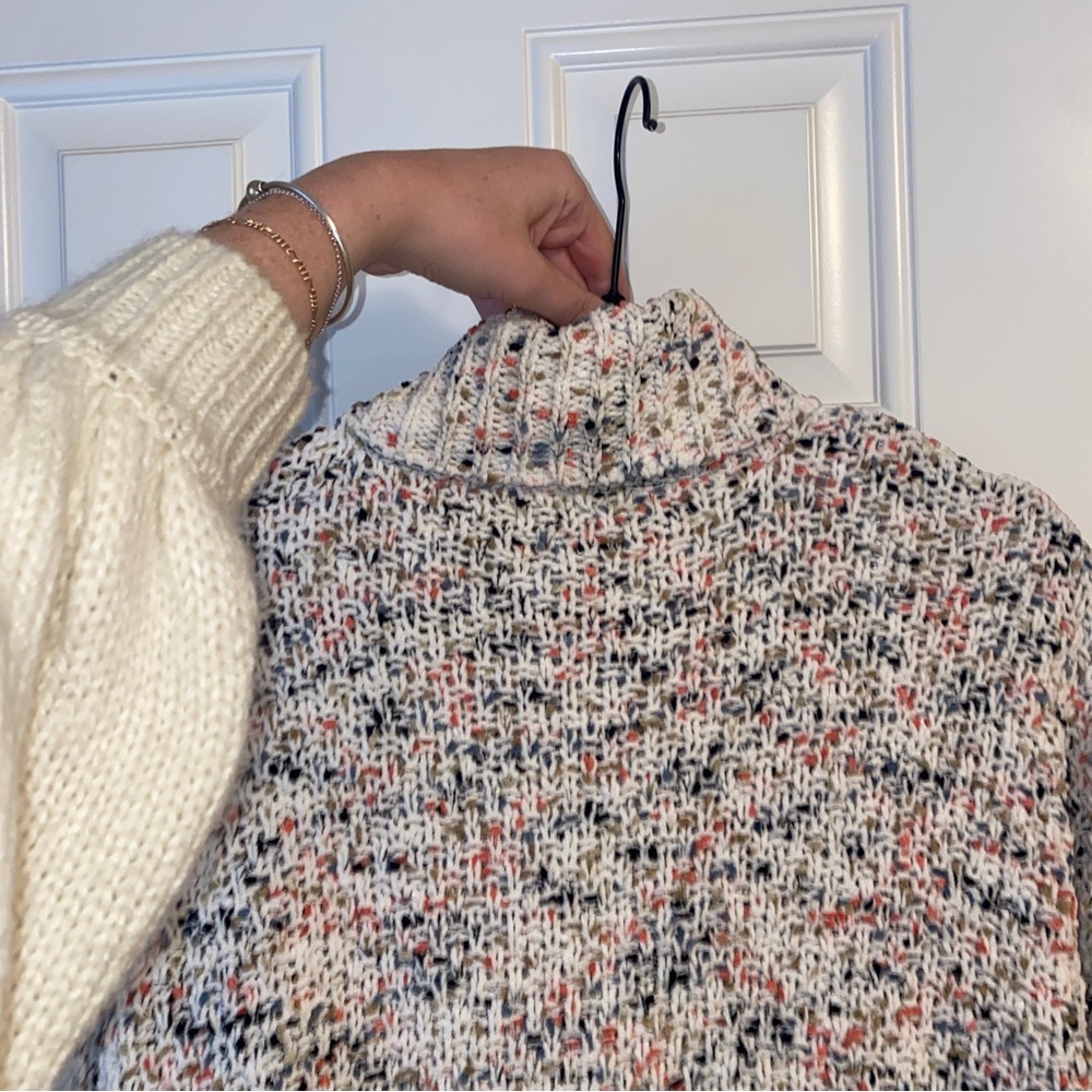 Multicolor Sweater - Picture 6 of 7